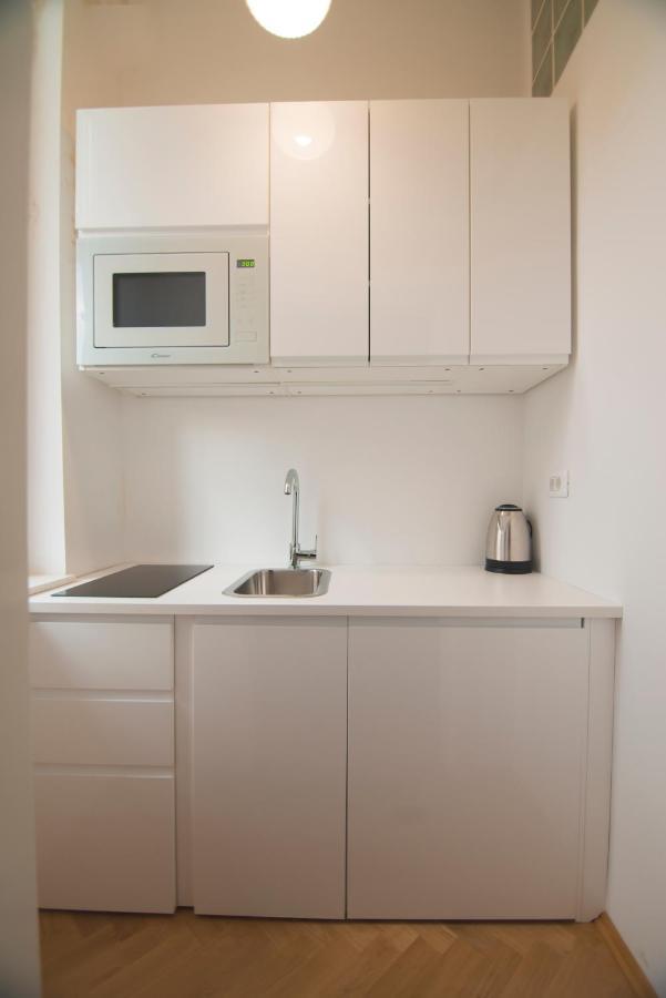 Stross Apartments Загреб Екстериор снимка